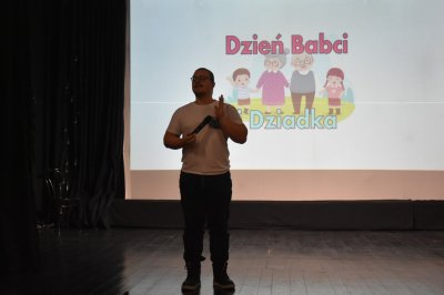 Dzień Babci i Dziadka 2024